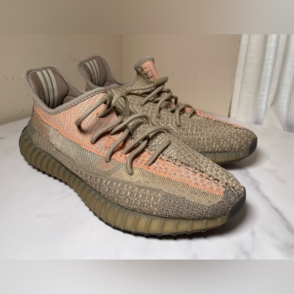 Adidas Yeezy Boost 2020 V2 Sand Taupe size 10